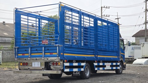 รถกระบะเหล็กคอกแป๊ปน้ำสไตล์ไทย